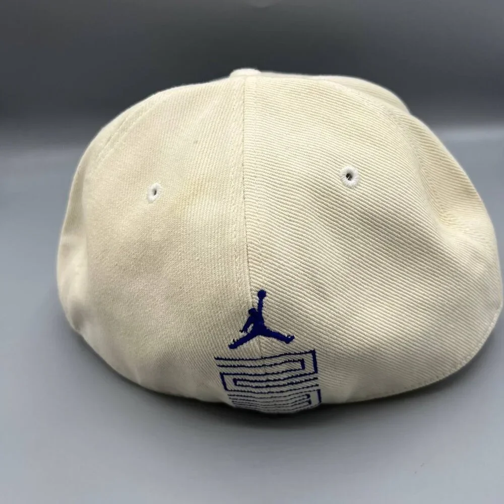 Air Jordan J11 Hat Men 7 5/8 White‎ Blue Jumpman Fitted Cap